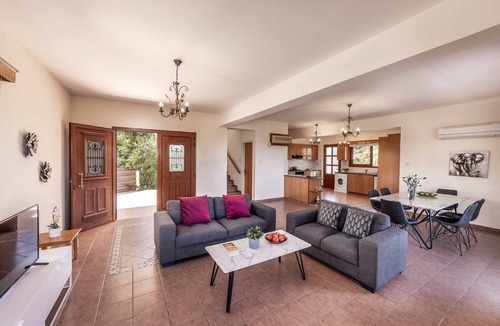 Latchi Villa | Villa Korona - Three Bedroom Villa, Sleeps 6
