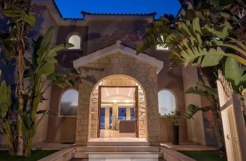 Universal Villa | Villa Kristia