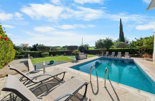 Latchi Cottage | Villa Latchi Marina 3 - a villa that sleeps 6 guests in 3 bedrooms