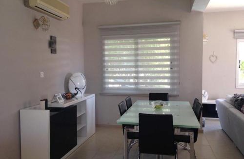 Peyia Town Villa | Villa Laurel