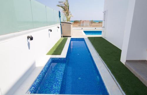 Ayia Thekla House | Villa Lynn Boutique Beachfront