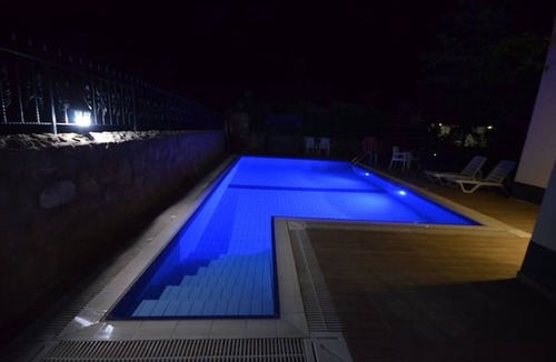 Karavas Villa | Villa Manolya-Garden: Dream vacation right by the sea
