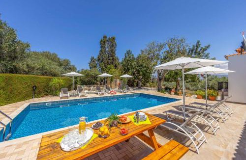 Latchi Villa | Villa Meadowlands