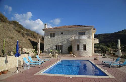 Latchi Villa | Villa Melyia