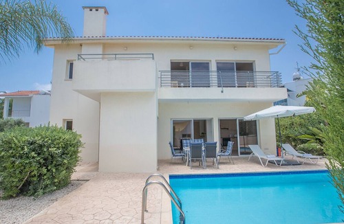 Protaras Villa | Villa Molly, Lovely 3BDR Protaras Villa with Pool, Close to Fig Tree Bay Beach