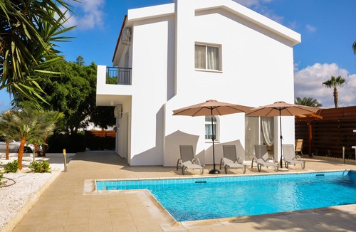 Pegeia House | Villa Olivia.