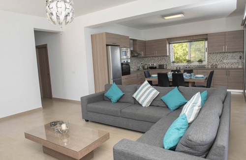 Latchi Villa | Villa Paradise Blue, AMAZING Sea& Mountain Views,Walk to the Beach