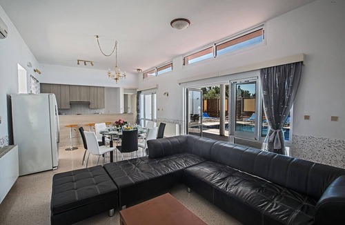 Ayia Napa Villa | Villa Peyton, Lovely 4BDR Villa with Private Pool in Central Ayia Napa