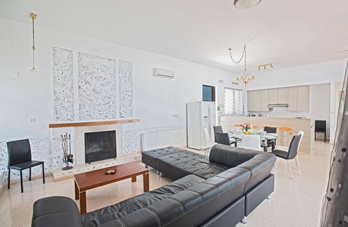 Ayia Napa Villa | Villa Peyton, Lovely 4BDR Villa with Private Pool in Central Ayia Napa