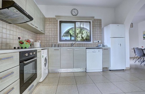 Protaras Villa | Villa Protaras Paralia | Spacious 4BDR | Central Protaras Villa