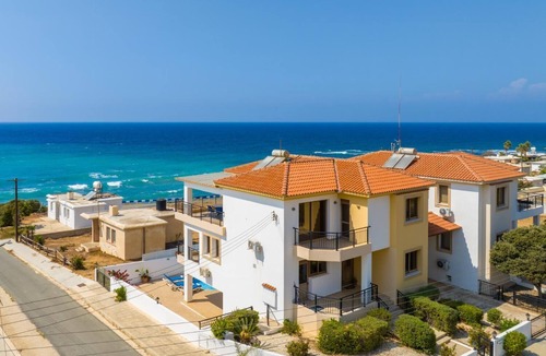 Pomos Villa | Villa Serena - Five Bedroom Villa, Sleeps 12