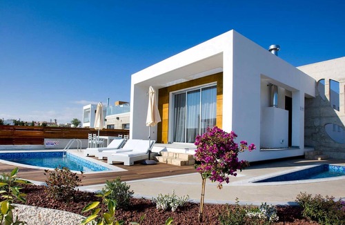 Paphos House | Villa Sky - One Bedroom
