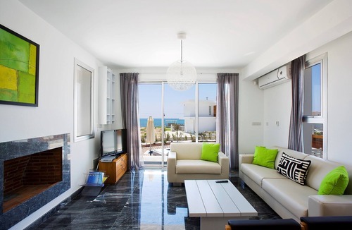 Paphos House | Villa Sky - One Bedroom
