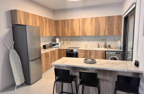 Potamos tis Germasogeias House | Villa - Sleeps 6 - Near Local Attractions