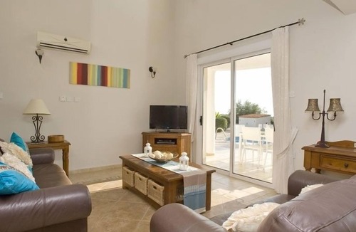 Agios Georgios Pegeias Villa | Villa St George - Large 3 Bedroom Holiday Villa in St George's (Agios Georgios), Paphos