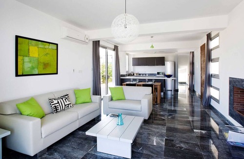 Paphos House | Villa Turquoise - Two Bedroom