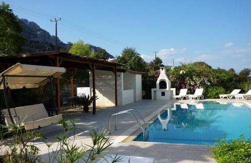 Kyrenia District Villa | Villa with Private Pool, Sea and Mountain Views
