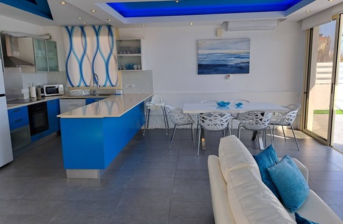 Mazotos Villa | Villa With Private Pool By The Sea