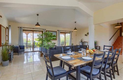 Latchi Villa | Villa Yiolani by Villa Plus