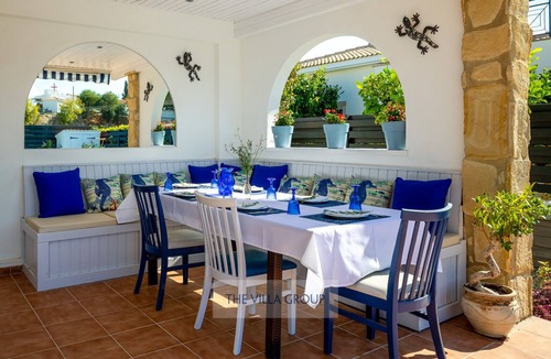 Polis House | Walk to the beach and amenities, 3 bedroom villa with swimming pool