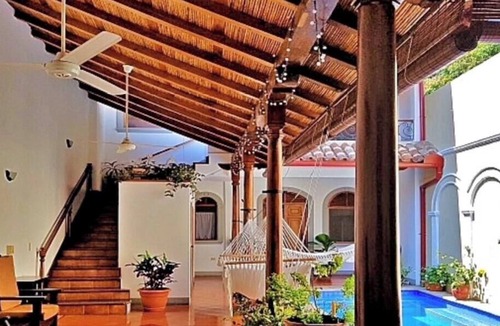 Granada House | Welcoming 3-bedroom house with AC in charming Granada