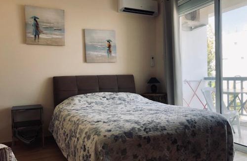 Agios Tychon Apartment | White Arches Modern Beautiful studio