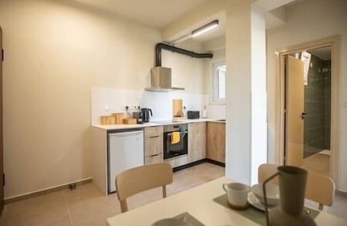 Trypiotis Apartment | Work-Friendly Haven w/free parking spot