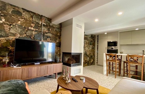 Zoopigi Villa | Yiayia Loukia Cottage