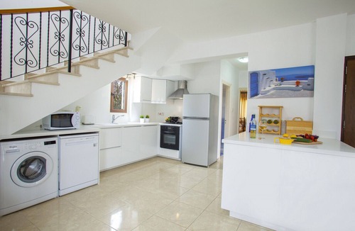 Pernera Villa | You and Your Family will love this Villa close to the beautiful town of Protaras