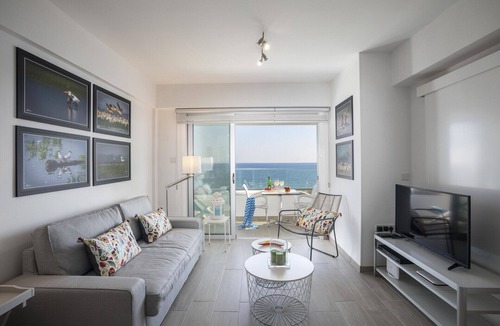 Larnaca Apartment | You Will Love This Luxury Apartment on the beach, Larnaca Apartment 1386