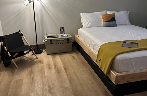 Duluth Hostel | Zenith Basecamp
