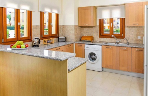 Kouklia Apartment | Zephyros Village LZ12