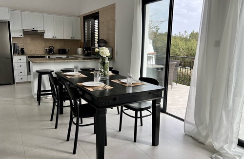 Pissouri House | Zeus Holiday Home