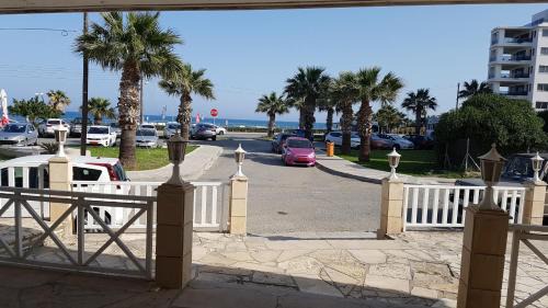 Larnaca Apartment | ZORBAS No 2
