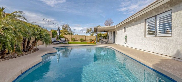 Gilbert Oasis | Pool, Putting Green, Sleeps 10 in Gilbert