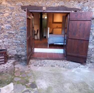 ΠΕΤΡΟΚΤΙΣΤΟ in Kakopetria