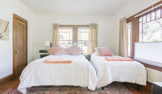 1 Berkeley - Entire Apartment - Private, Spacious in Berkeley
