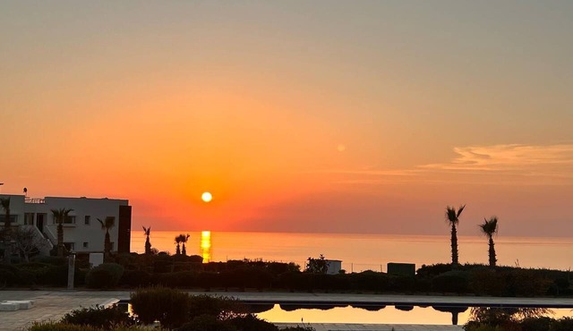 2-bedroom apartment in charming Tatlısu with AC and fitness room in Tatlisu