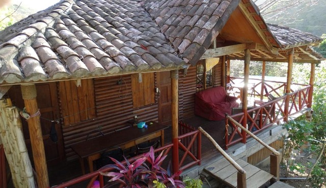 2 bedroom cottage, 3 blocks from beach and center of San Juan in San Juan del Sur
