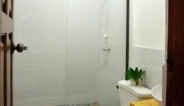 2 bedroom Suite 5mins to La Calzada +30MB wifi in Granada