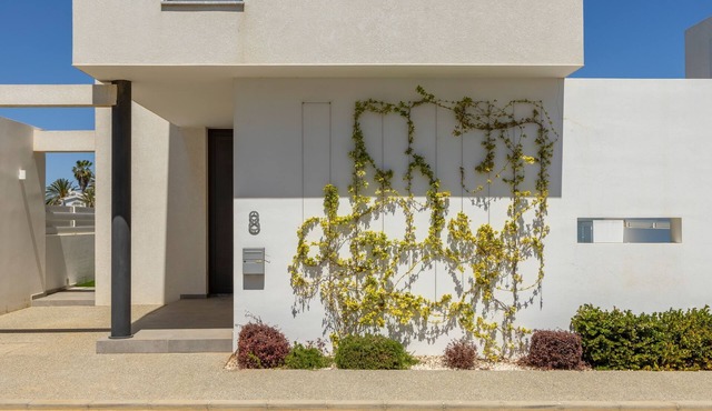 2 bedroom villa with pool in Protaras in Protaras