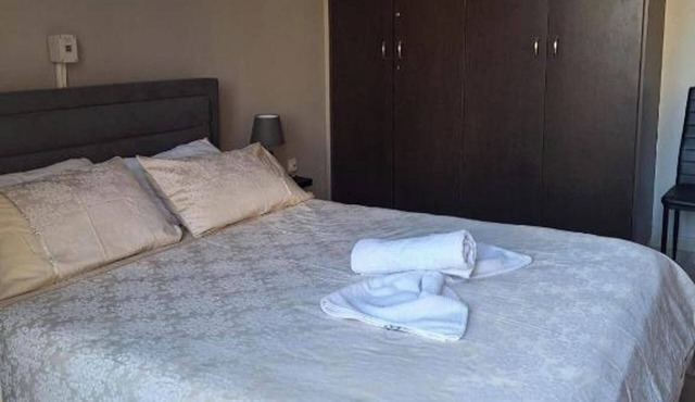 2br-7 Guests-Free Parking-Pool-AirCon in Cyprus