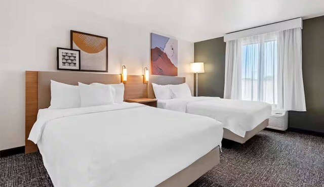 4 Pet-Friendly Rooms w/Relaxing Setting – Explore Amarillo’s Famous Attractions in Potter County