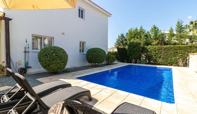A 3 bedroom villa within 1 minute walk from Laourou beach! in Peyia