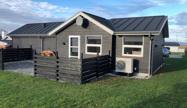 A Baltic Sea gem near the beach (300 m) with ocean views for the whole family in Faaborg