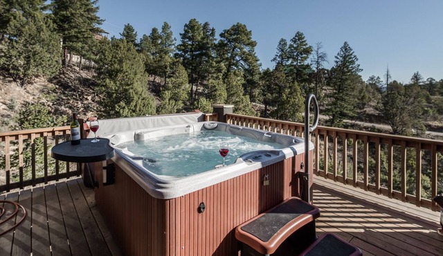 Abbey Lodge | Perfect for Large Groups, Hot Tub in Ruidoso