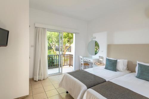 Akti Beach Hotel & Village Resort