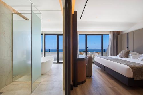 Amathus Beach Hotel Limassol in Limassol