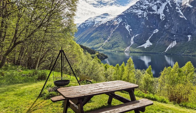 Amazing home in Eikesdal with ethernet internet in Eikesdal