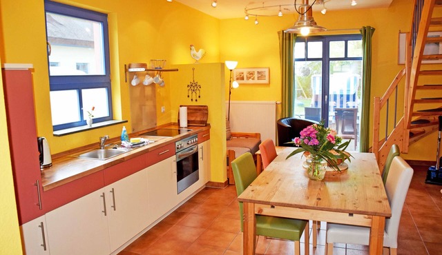 Apartment 4 Nixenhus with terrace - Vacation apartments on the Baltic Sea beach with in Middelhagen
